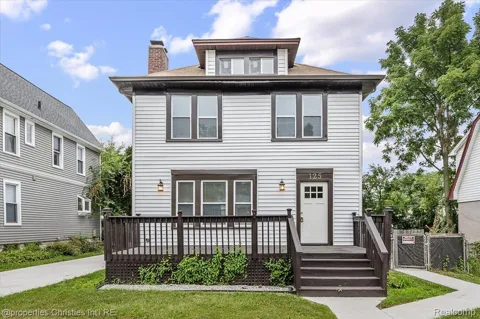 125 Alice Avenue