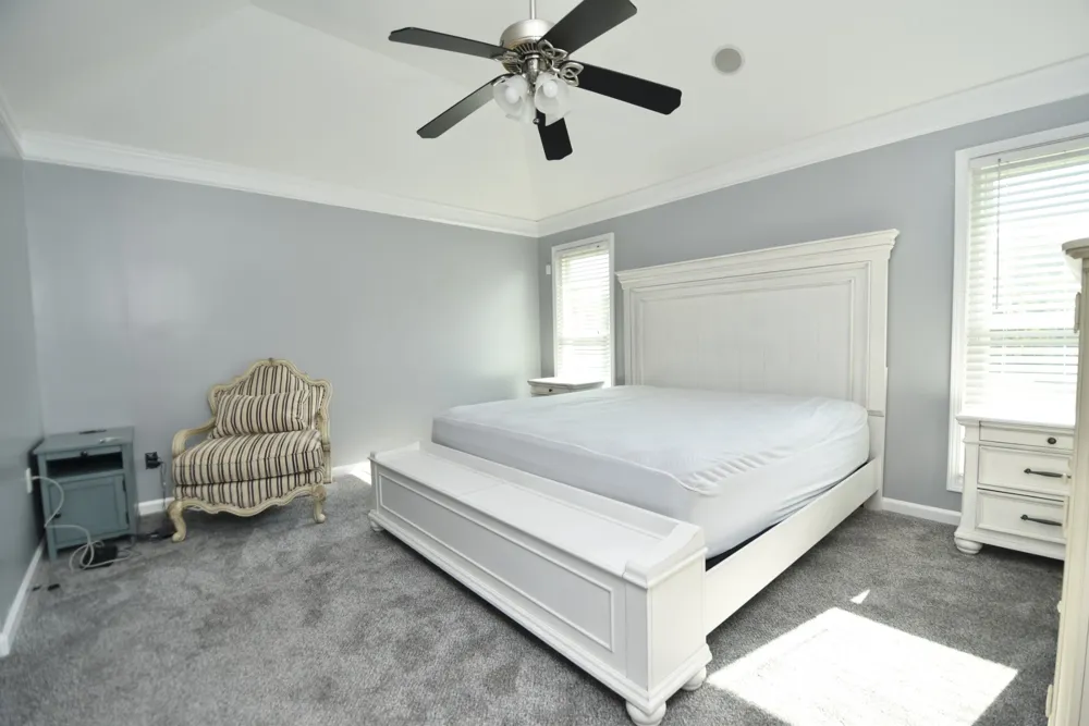 114 Roxbury Dr Jackson, TN 38305
