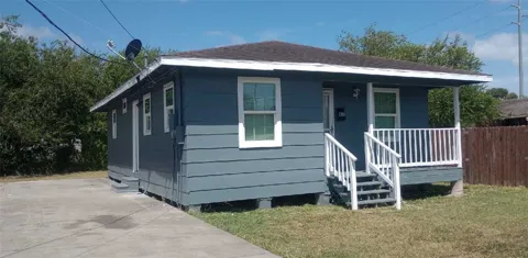 613 Francesca Street