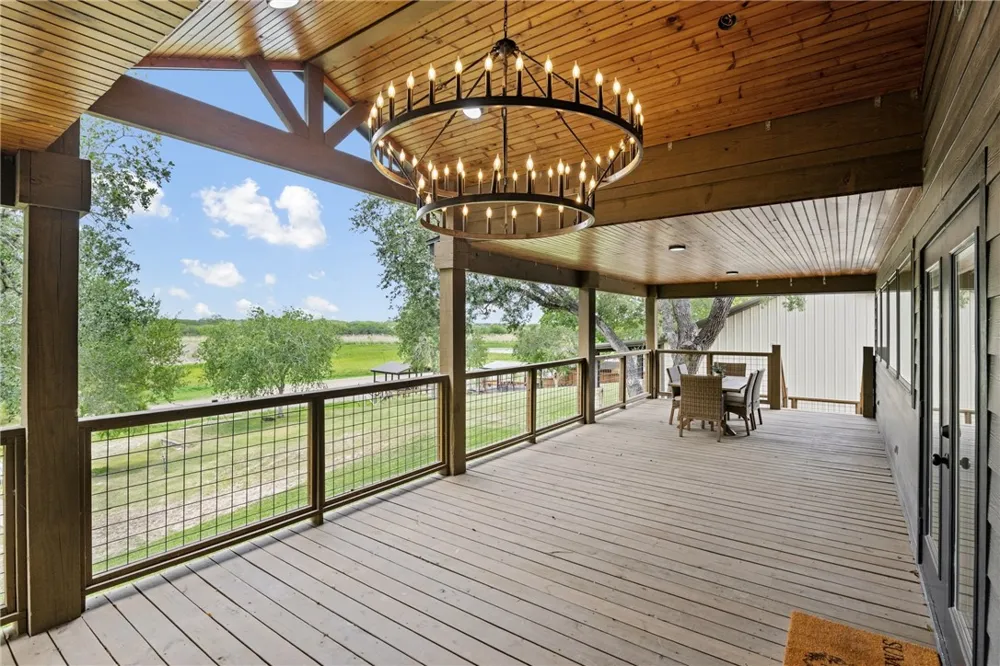 662 County Road 372 Sandia, TX 78383