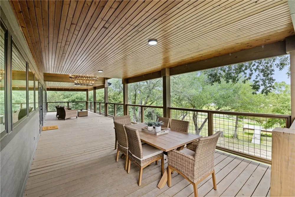 662 County Road 372 Sandia, TX 78383