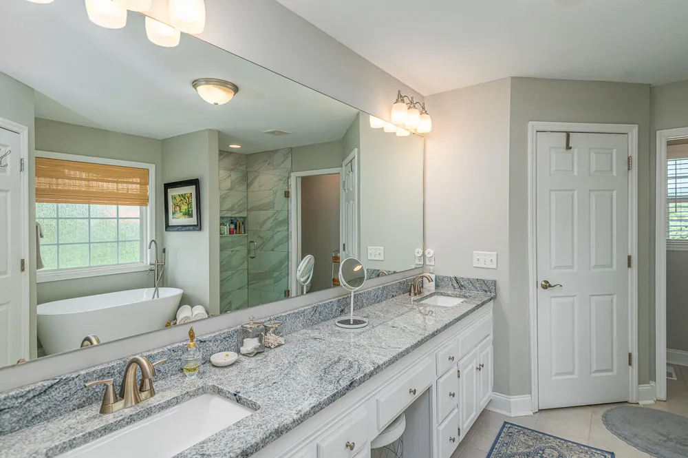 7918 Wolftever Drive Ooltewah, TN 37363