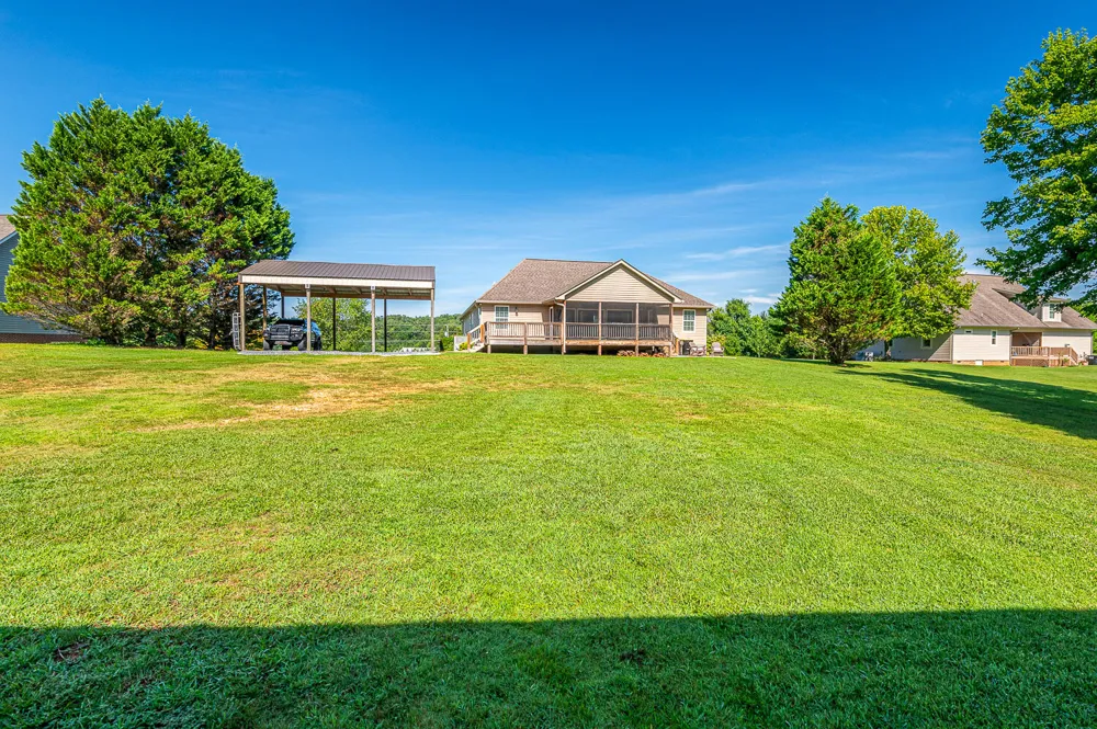 7918 Wolftever Drive Ooltewah, TN 37363