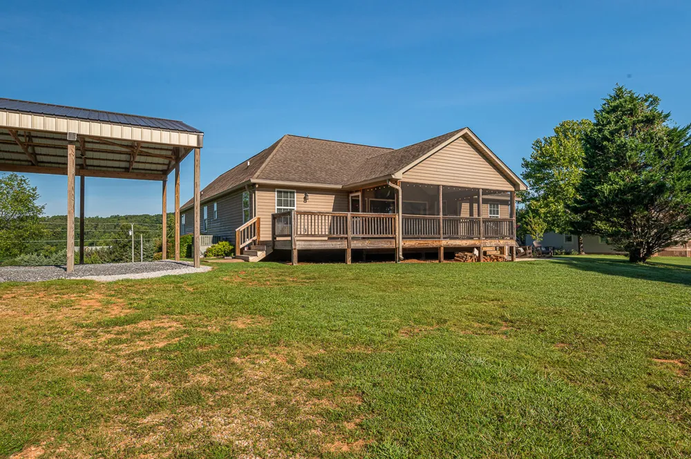 7918 Wolftever Drive Ooltewah, TN 37363