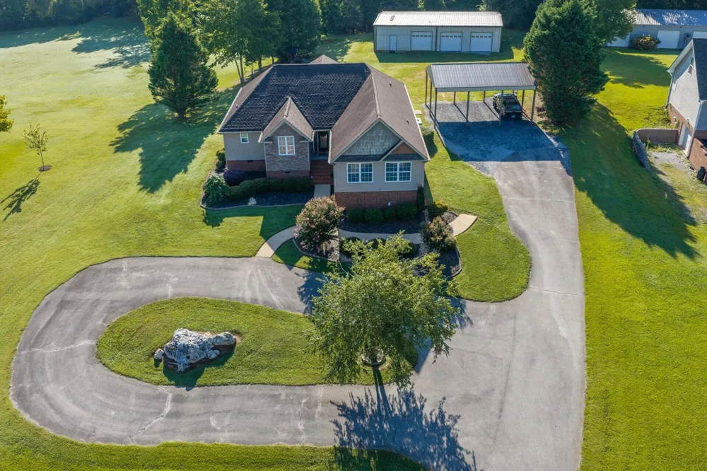 7918 Wolftever Drive Ooltewah, TN 37363