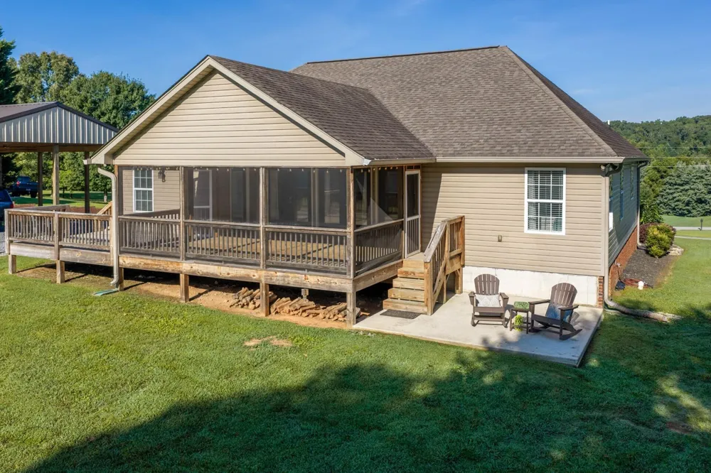 7918 Wolftever Drive Ooltewah, TN 37363