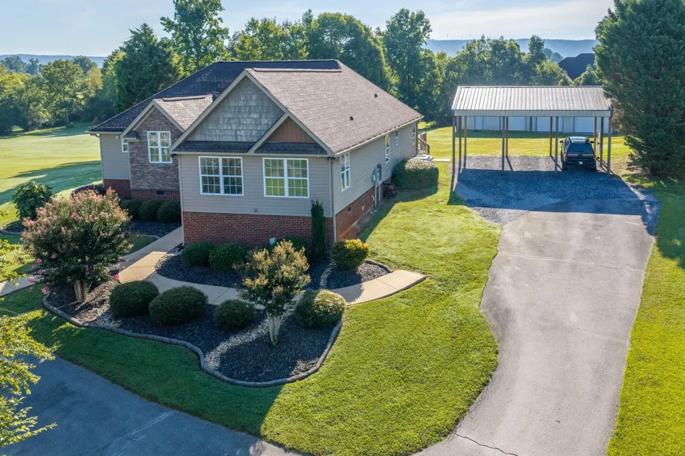 7918 Wolftever Drive Ooltewah, TN 37363