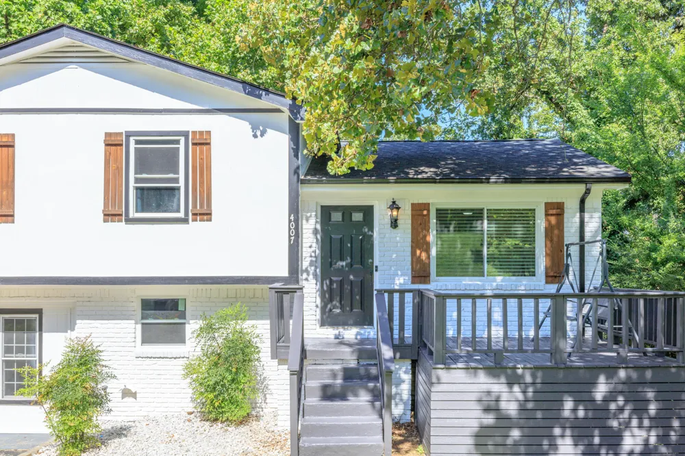 4007 E Freedom Circle Ooltewah, TN 37363
