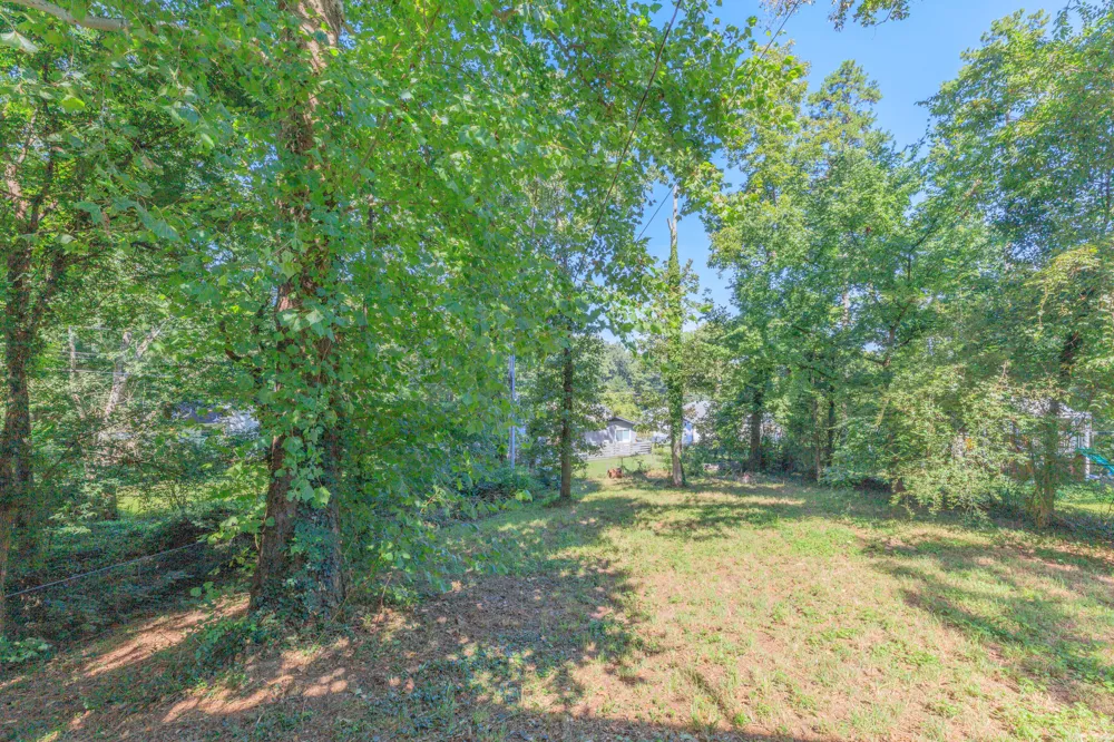 4007 E Freedom Circle Ooltewah, TN 37363