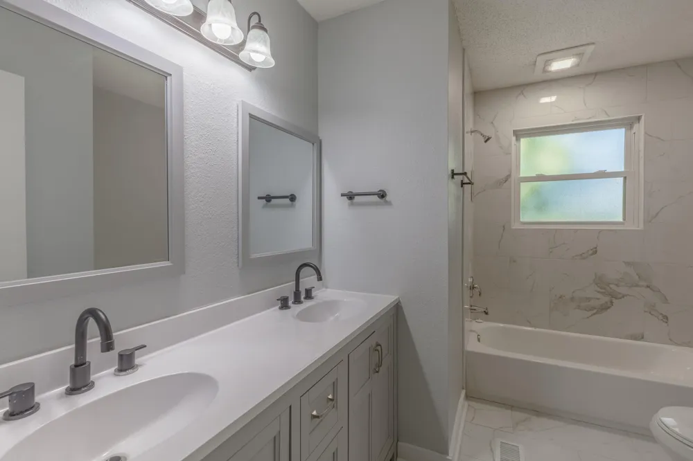 4007 E Freedom Circle Ooltewah, TN 37363