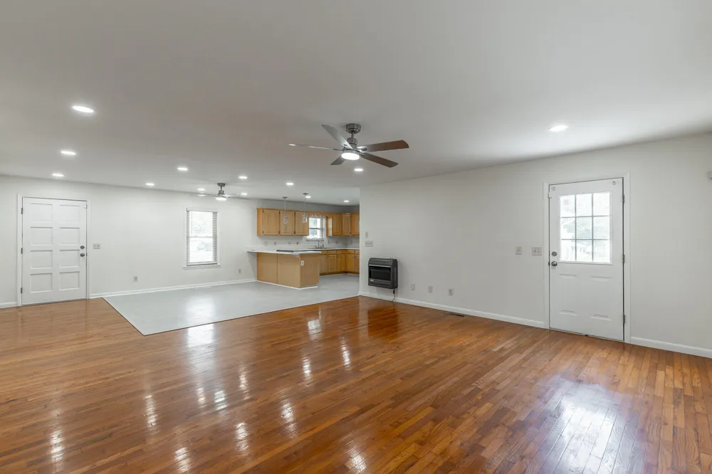 711 2nd Street South Pittsburg, TN 37380
