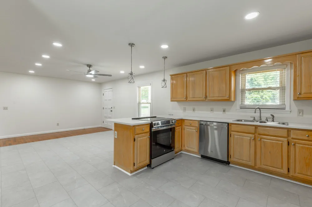 711 2nd Street South Pittsburg, TN 37380