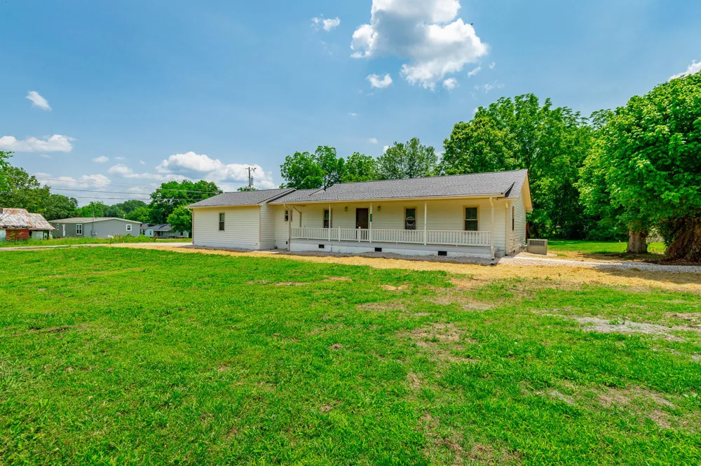 711 2nd Street South Pittsburg, TN 37380