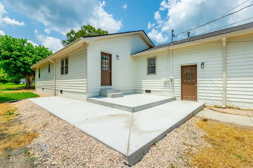 711 2nd Street South Pittsburg, TN 37380