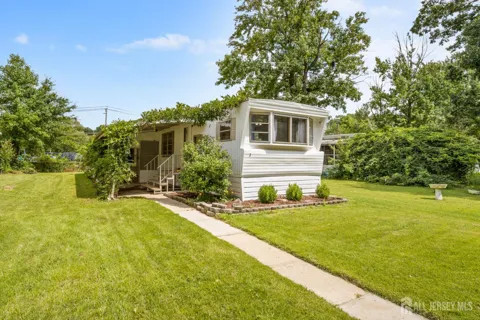 3 Carol Road