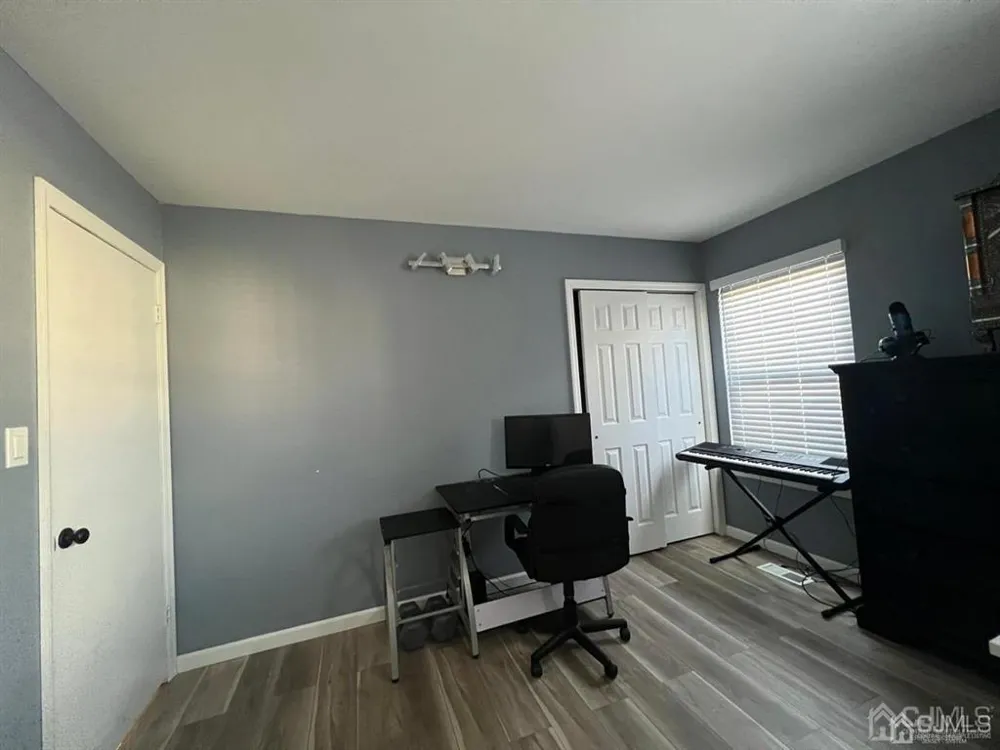 66 Redbud Road Piscataway, NJ 08854