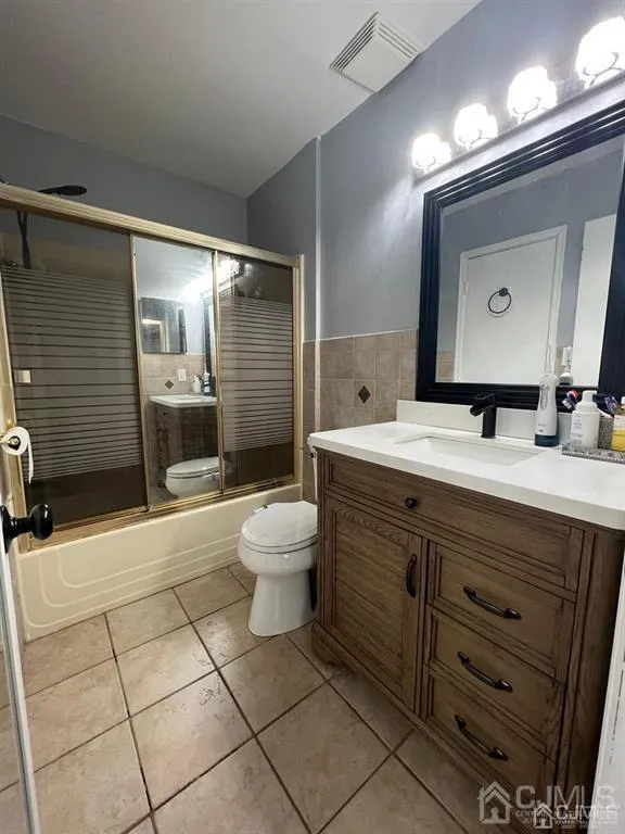 66 Redbud Road Piscataway, NJ 08854
