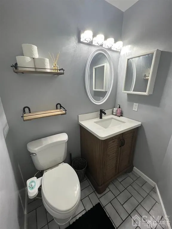 66 Redbud Road Piscataway, NJ 08854