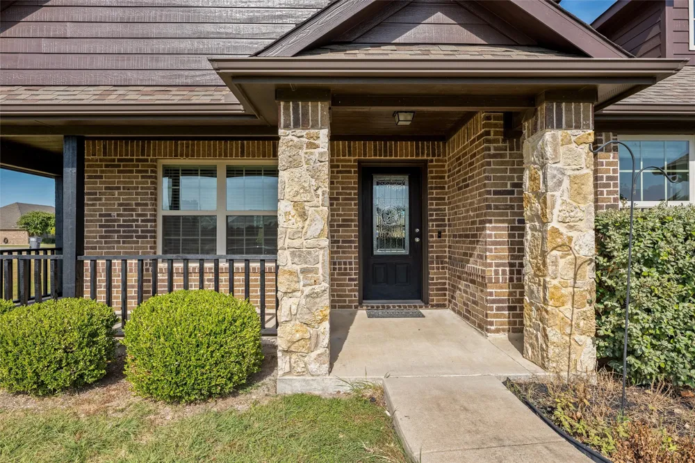 501 Hubbard Circle Nevada, TX 75173