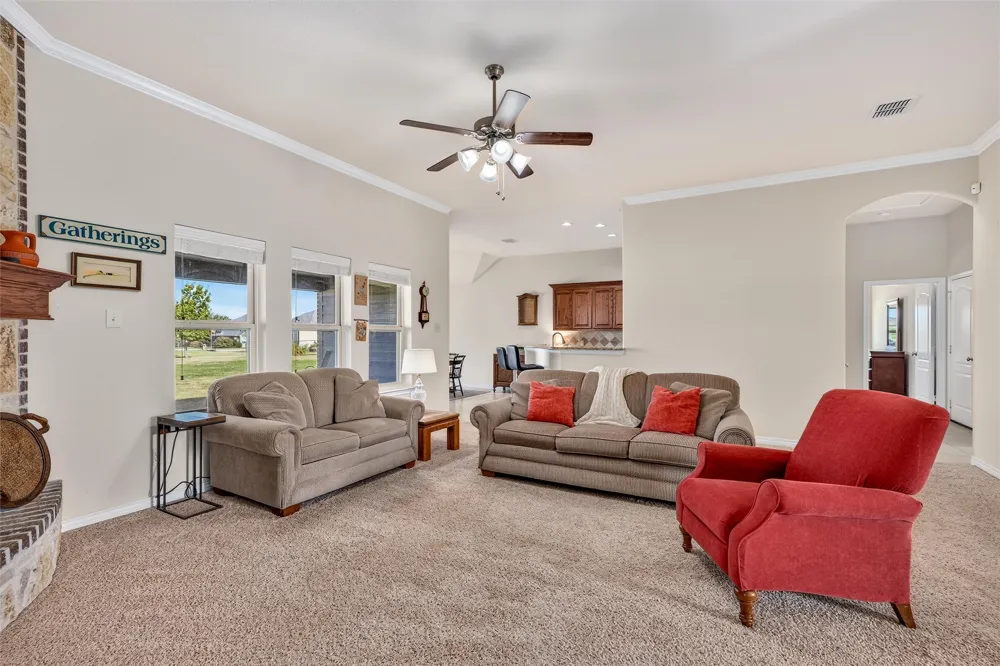501 Hubbard Circle Nevada, TX 75173