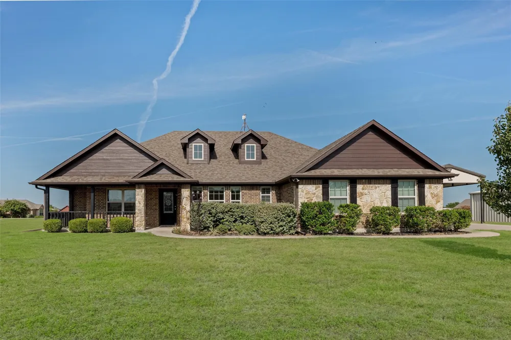501 Hubbard Circle Nevada, TX 75173