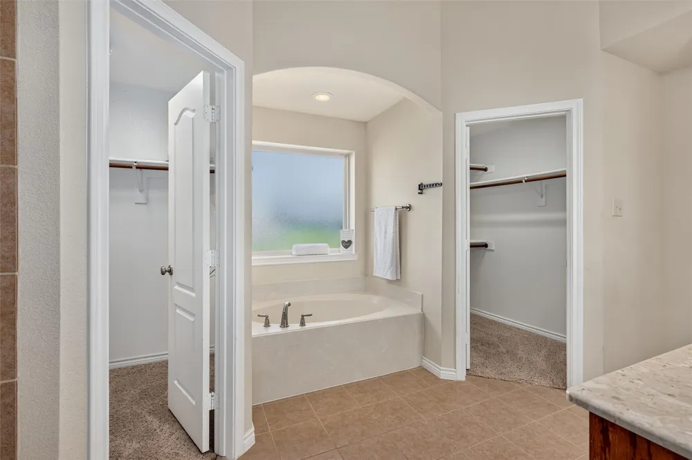 501 Hubbard Circle Nevada, TX 75173