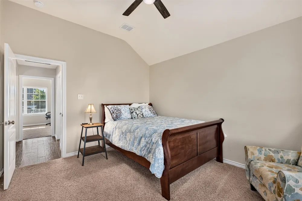 501 Hubbard Circle Nevada, TX 75173