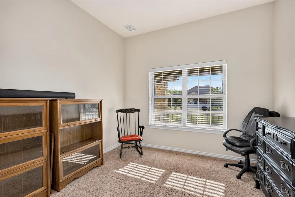 501 Hubbard Circle Nevada, TX 75173