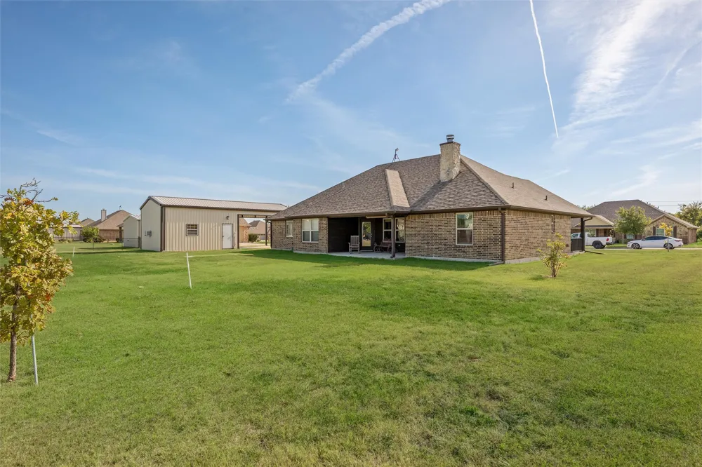 501 Hubbard Circle Nevada, TX 75173