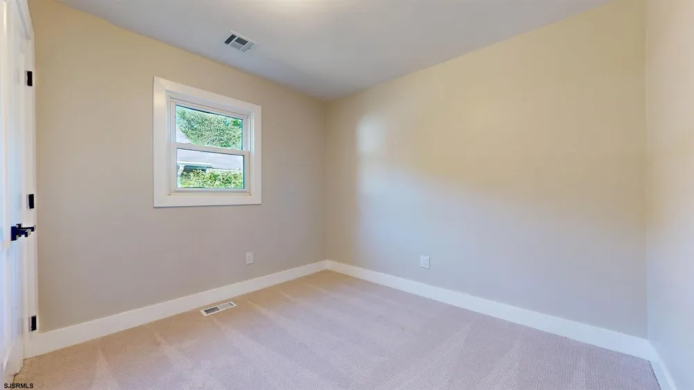 214 SCHOOL Ln Rio Grande, NJ 08242