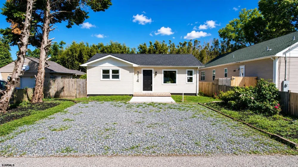 214 SCHOOL Ln Rio Grande, NJ 08242
