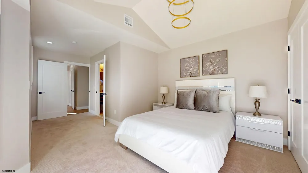 214 SCHOOL Ln Rio Grande, NJ 08242