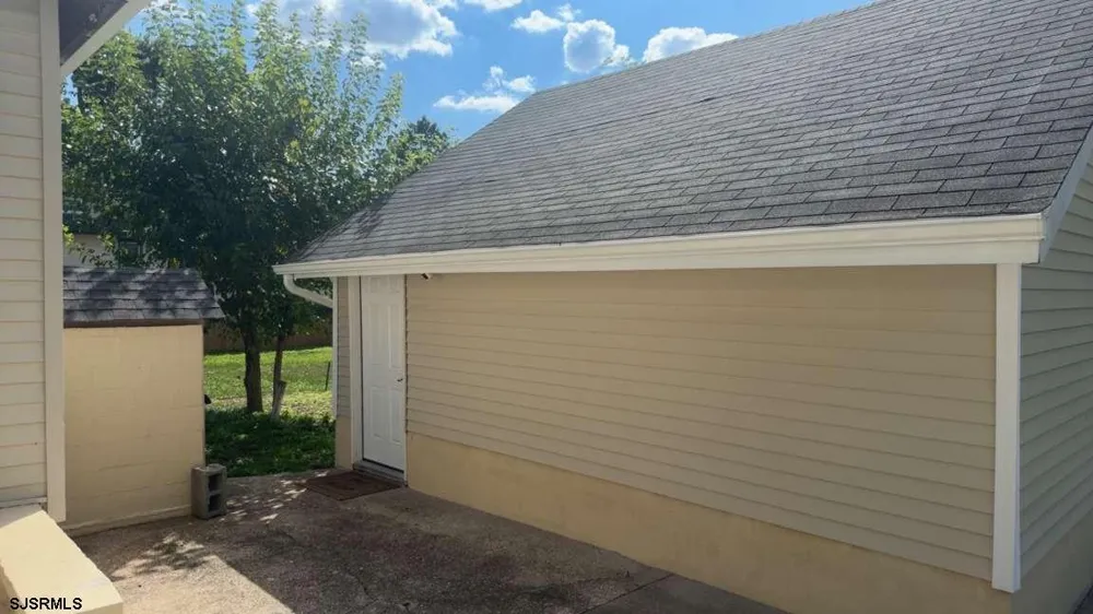 606 E Dickinson Ave Galloway Township, NJ 08205