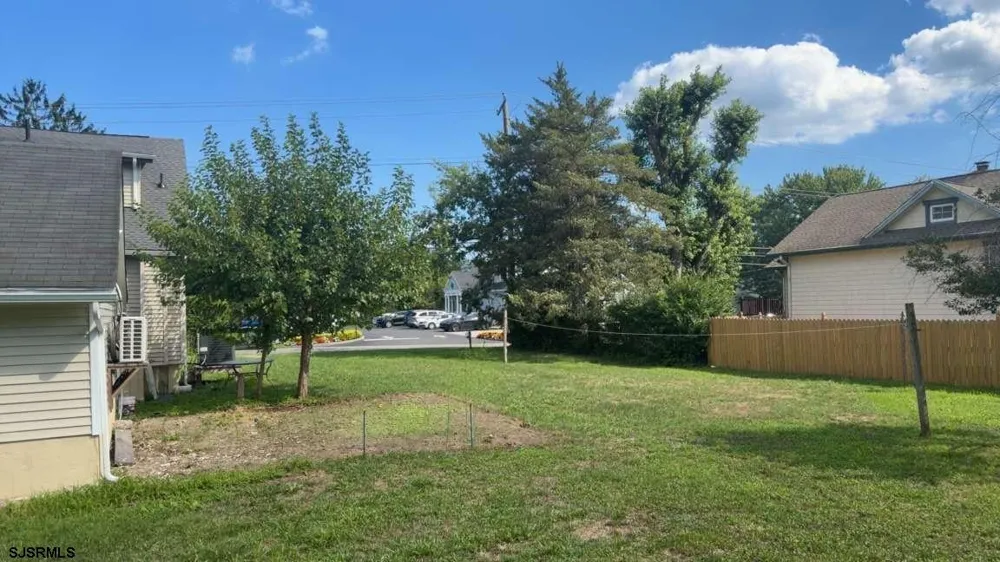606 E Dickinson Ave Galloway Township, NJ 08205