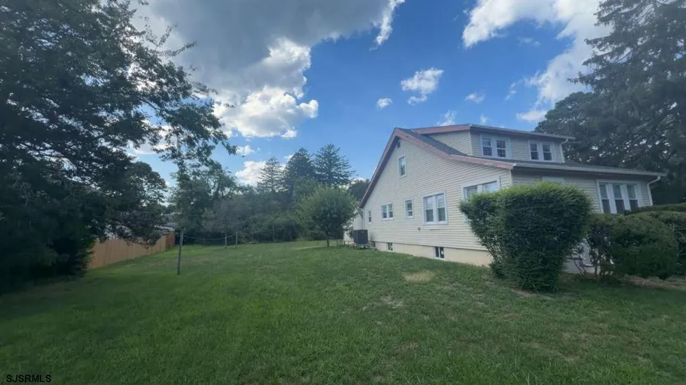 606 E Dickinson Ave Galloway Township, NJ 08205