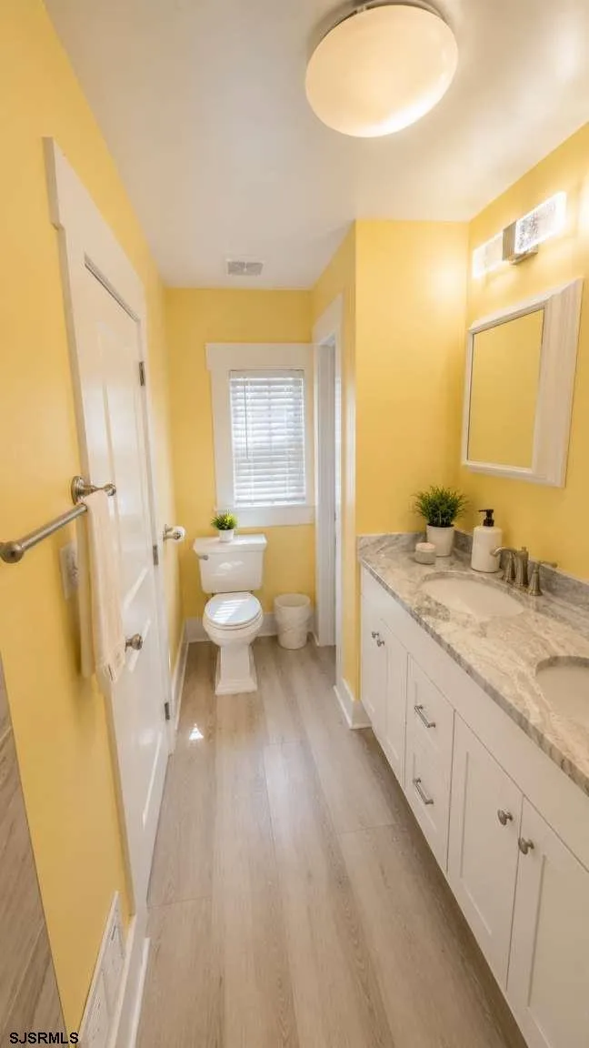 606 E Dickinson Ave Galloway Township, NJ 08205
