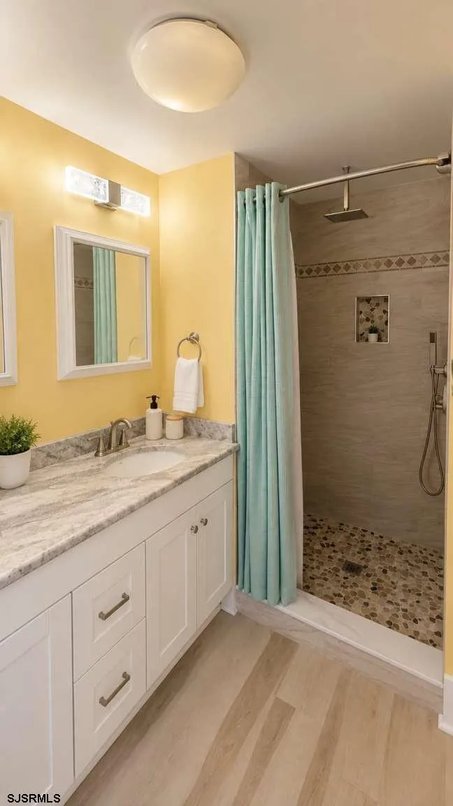 606 E Dickinson Ave Galloway Township, NJ 08205