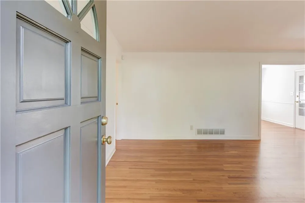 4594 Chamblee Tucker Road Tucker, GA 30084