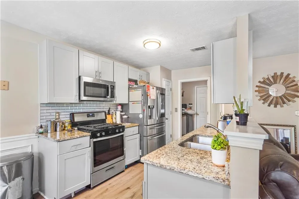 2007 Manhattan Parkway Decatur, GA 30035