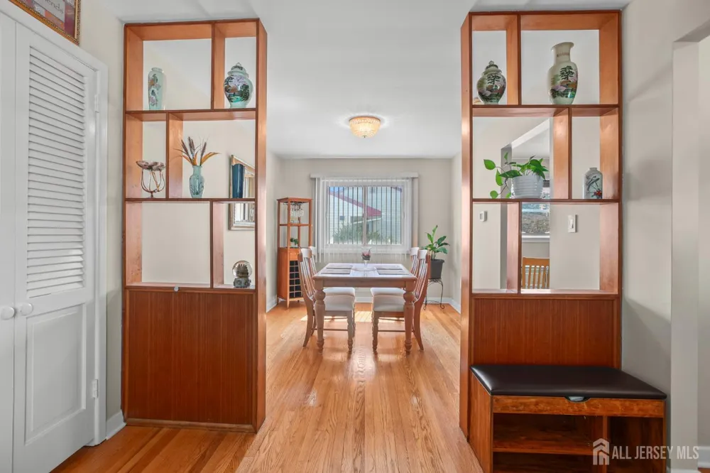13 Briarwood Drive Franklin, NJ 08873