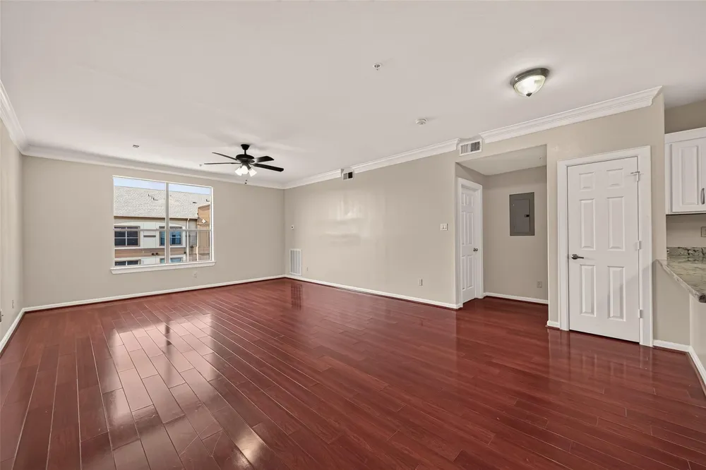 6633 W Sam Houston Parkway S #3C Houston, TX 77072