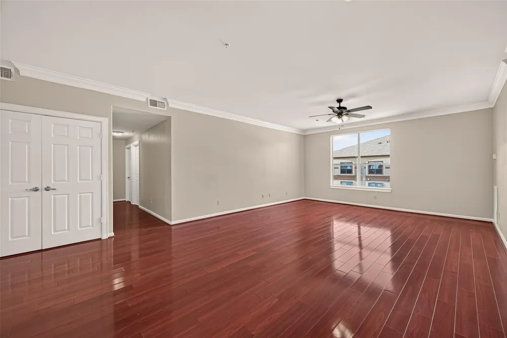 6633 W Sam Houston Parkway S #3C Houston, TX 77072
