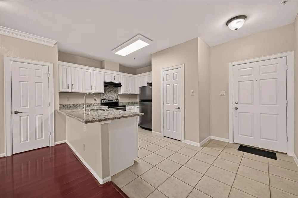 6633 W Sam Houston Parkway S #3C Houston, TX 77072