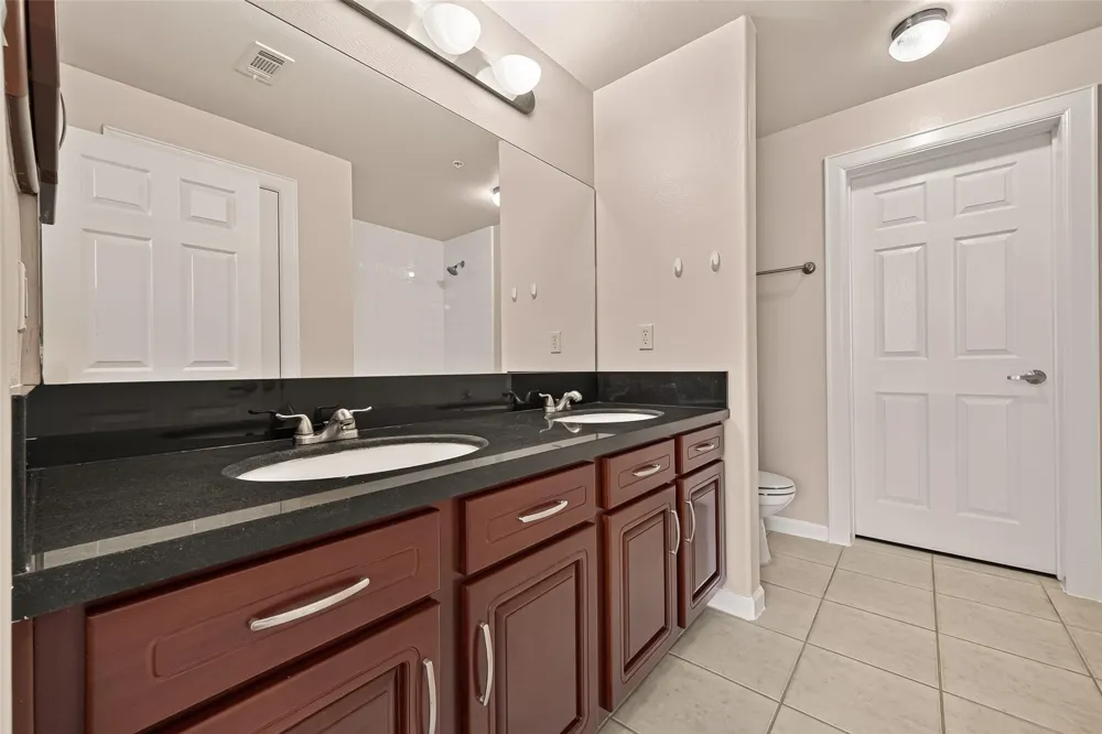 6633 W Sam Houston Parkway S #3C Houston, TX 77072