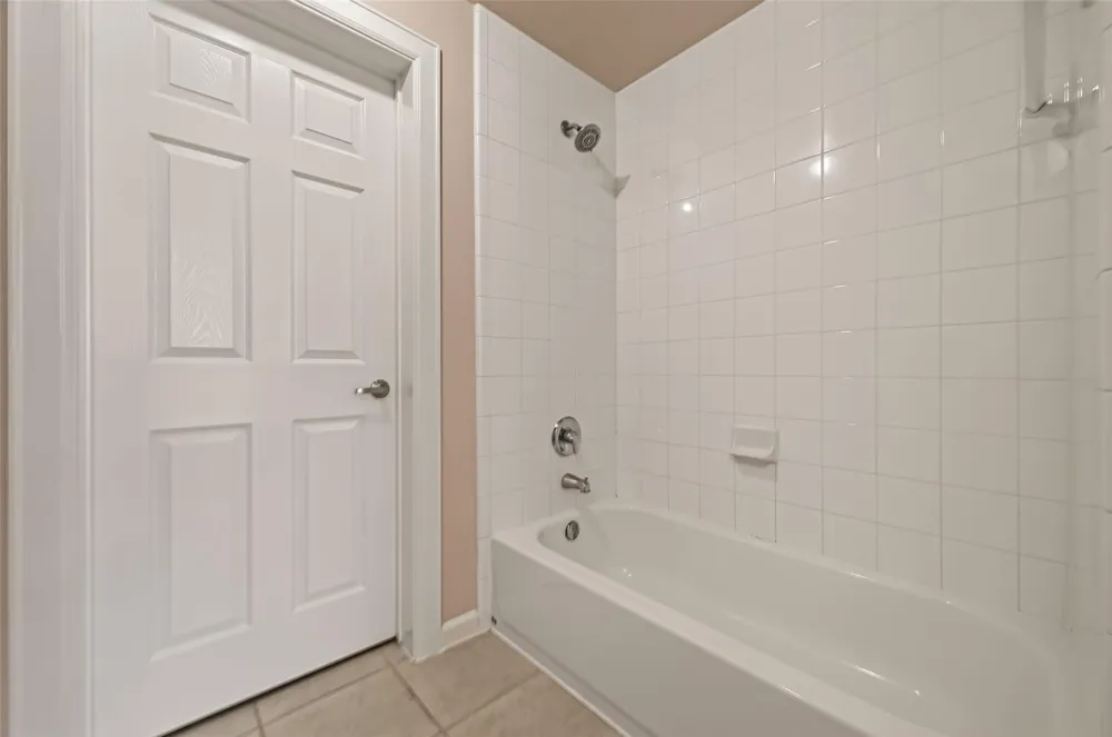 6633 W Sam Houston Parkway S #3C Houston, TX 77072