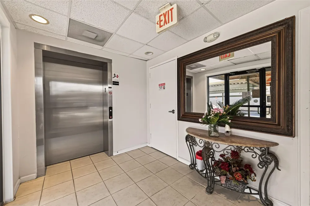 6633 W Sam Houston Parkway S #3C Houston, TX 77072