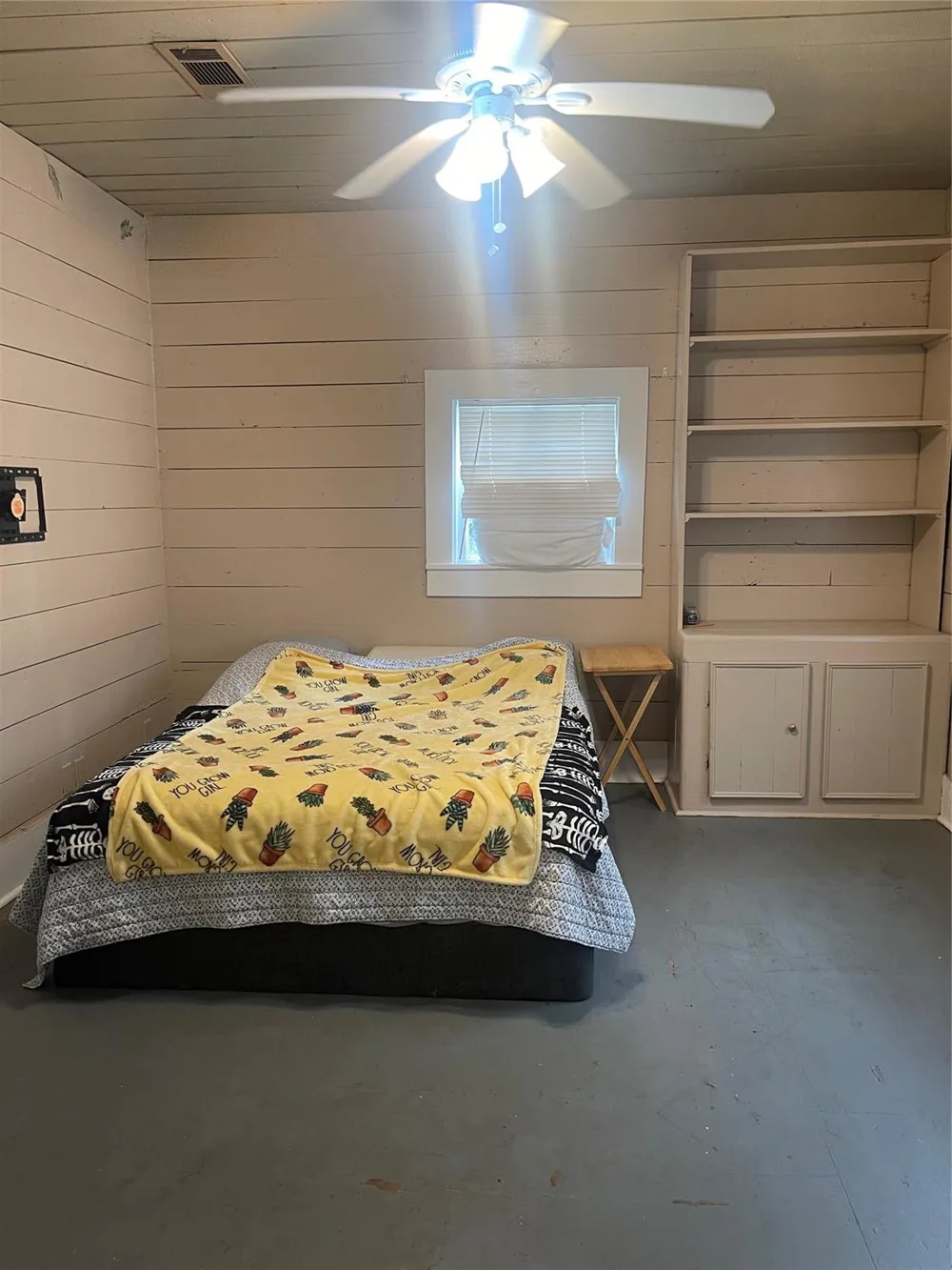 707 Avenue J Huntsville, TX 77320