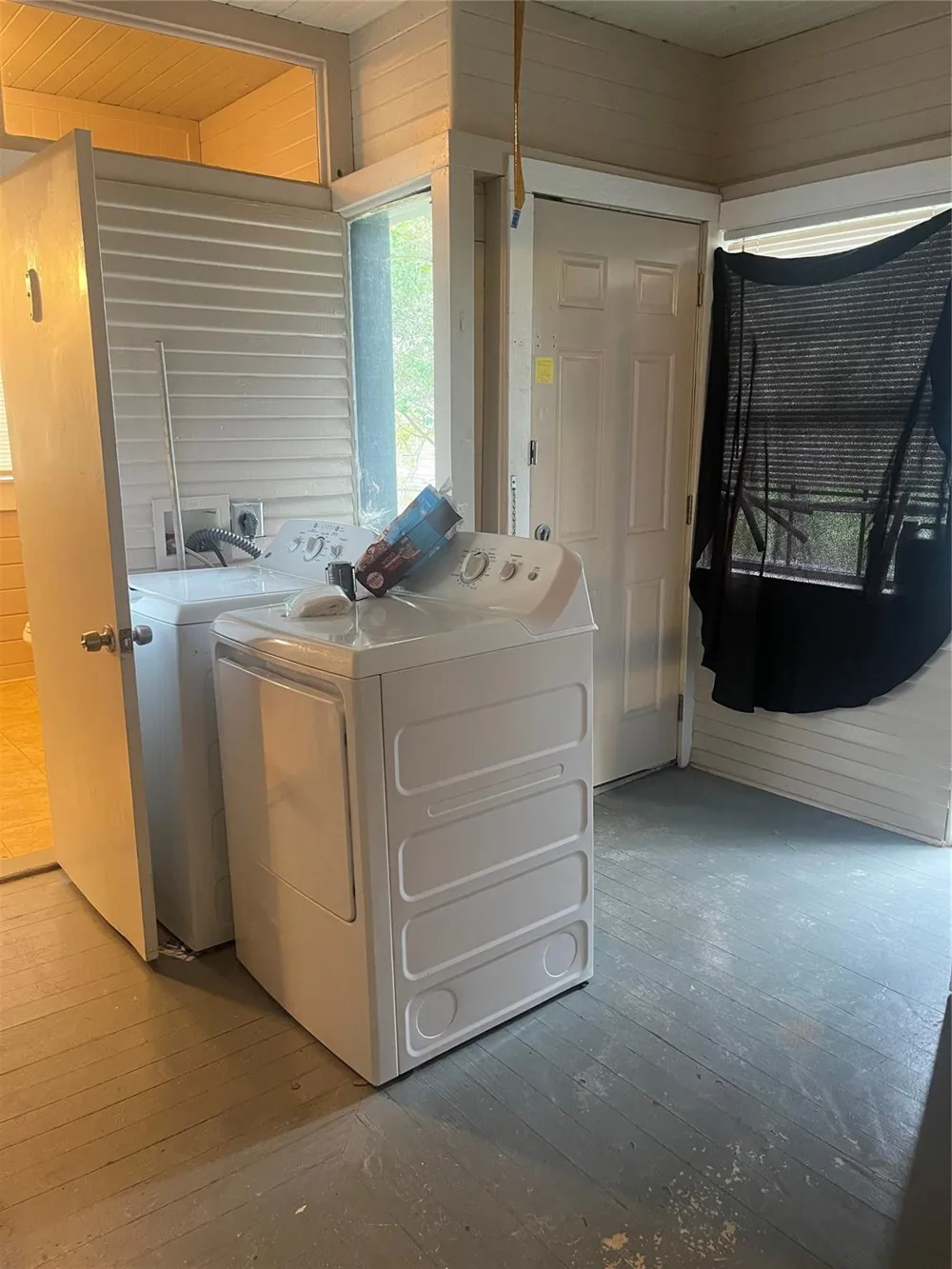 707 Avenue J Huntsville, TX 77320