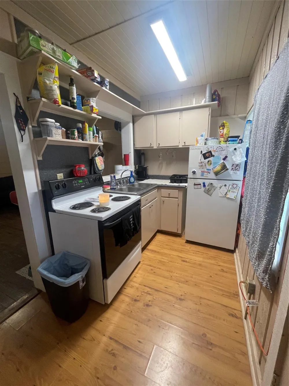 707 Avenue J Huntsville, TX 77320