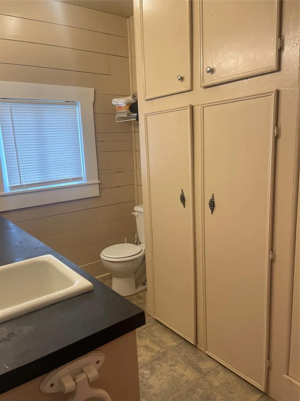 707 Avenue J Huntsville, TX 77320